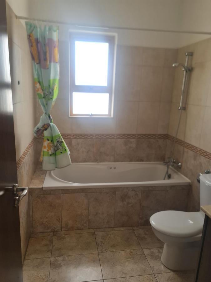 DromolaxiaTop Floor 1 Bdrm Aprtrmntアパートメント エクステリア 写真