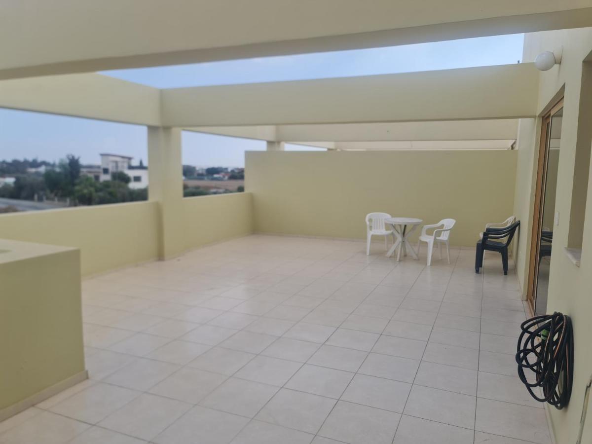 DromolaxiaTop Floor 1 Bdrm Aprtrmntアパートメント エクステリア 写真